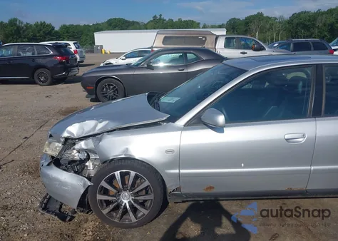 2001 Audi A4 1.8 T from USA, damaged, VIN WAUDC68D21A150395